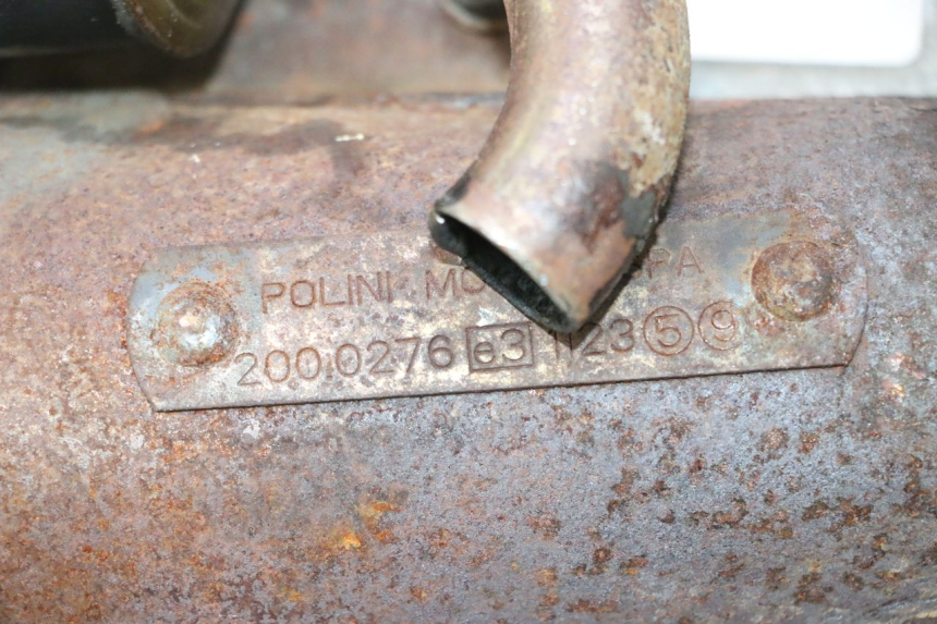 photo de AUSPUFF PEUGEOT STREETZONE NAKED 2T 50 (2014 - 2018) - Fokus auf die Struktur