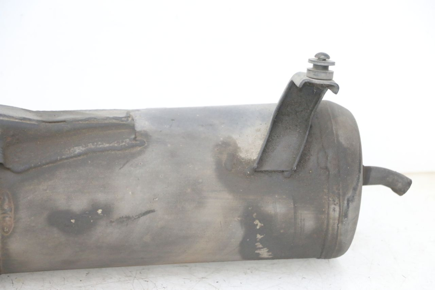 photo de AUSPUFFANLAGE SYM ORBIT III 3 4T 50 (2018 - 2021) - Details der Befestigungspunkte