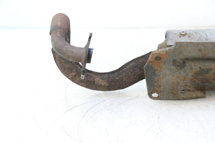 photo de AUSPUFFTOPF PEUGEOT TREKKER 50 (1995 - 2004) - Weitere Ansicht des Artikels