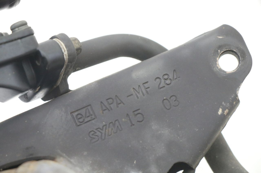 photo de AUSPUFF PEUGEOT TWEET 4T 50 (2014 - 2019) - Technische Nahaufnahme