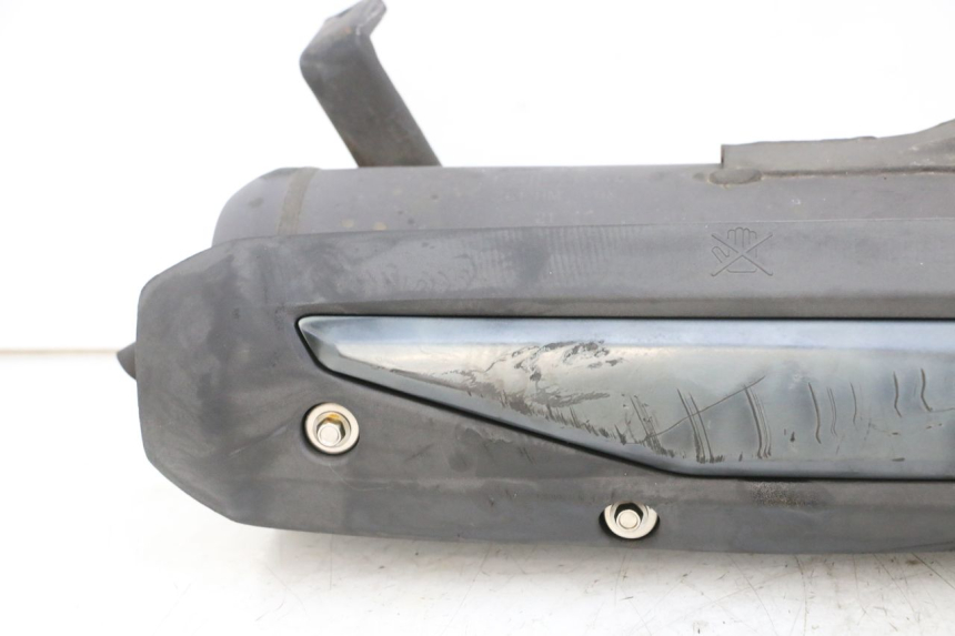 photo de AUSPUFF PEUGEOT TWEET PRO EFI 4T 50 (2021 - 2022) - Detaillierte Sichtprüfung