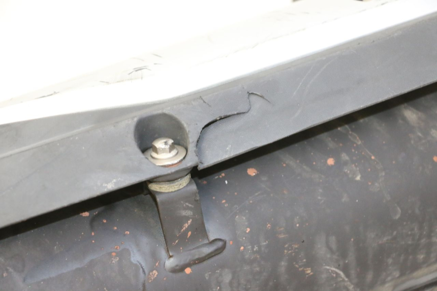 photo de AUSPUFFTOPF PEUGEOT VIVACITY NEW 4T 50 (2008 - 2017) - Detailansicht des Bauteils