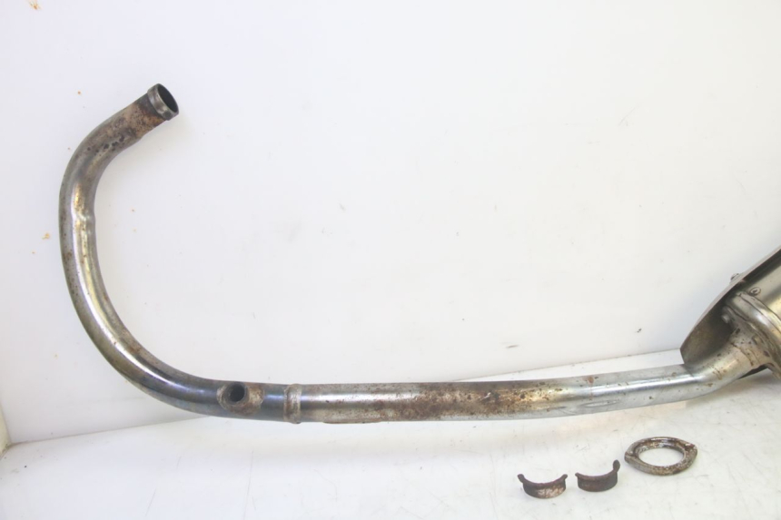 photo de AUSPUFFANLAGE DAELIM VJ ROADWIN FI 125 (2008 - 2017) - Zoom auf Komponenten