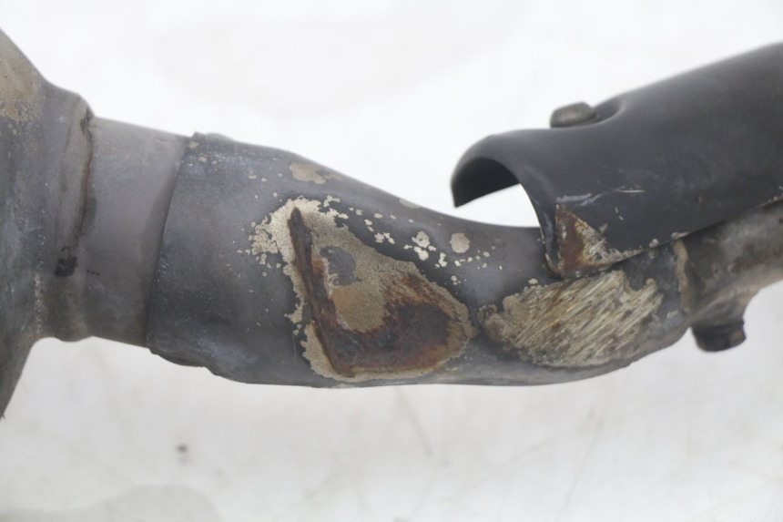 photo de AUSPUFFTOPF YAMAHA XMAX X-MAX 125 (2006 - 2009) - Details der Befestigungspunkte