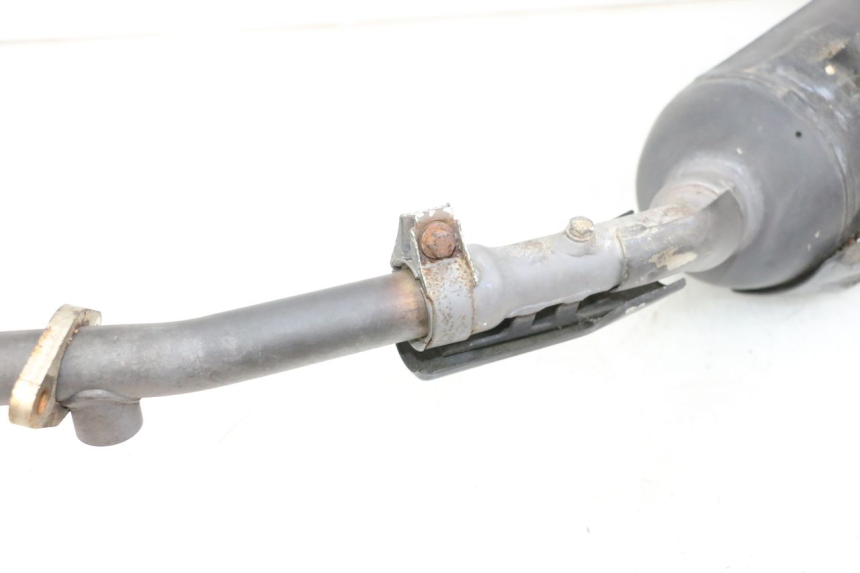 photo de AUSPUFFTOPF YAMAHA XMAX X-MAX 125 (2006 - 2009) - Details der Befestigungspunkte