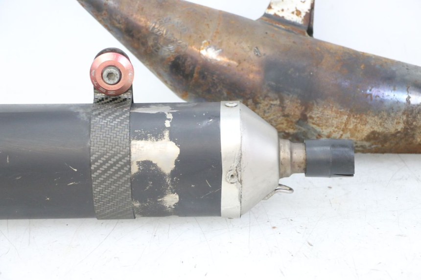 photo de AUSPUFF YAMAHA TZR 50 (2008 - 2016) - Oberflächenzustand und Material