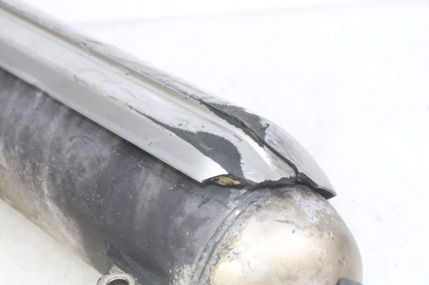 photo de AUSPUFFANLAGE YAMAHA YP MAJESTY 125 (2007 - 2010) - Alternative Perspektive