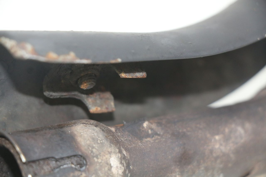 photo de AUSPUFFANLAGE YAMAHA YP MAJESTY 125 (2007 - 2010) - Details der Befestigungspunkte