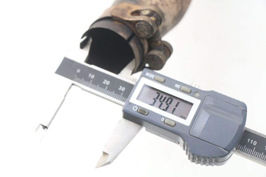 photo de AUSPUFF YAMAHA YP X-MAX XMAX 400 (2014 - 2017) - Zoom auf Gebrauchszustand