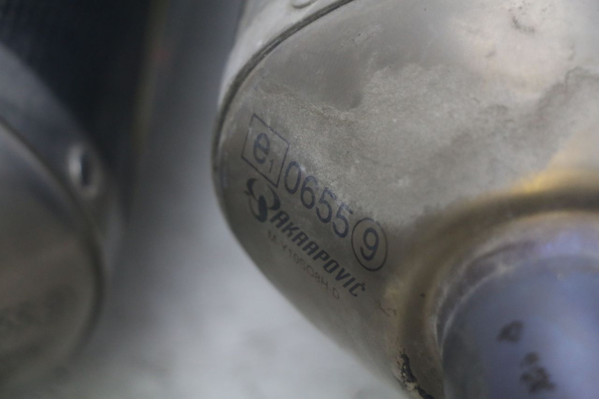 photo de AUSPUFFANLAGE YAMAHA YZF R1 1000 (2007 - 2008) - Alternative Perspektive