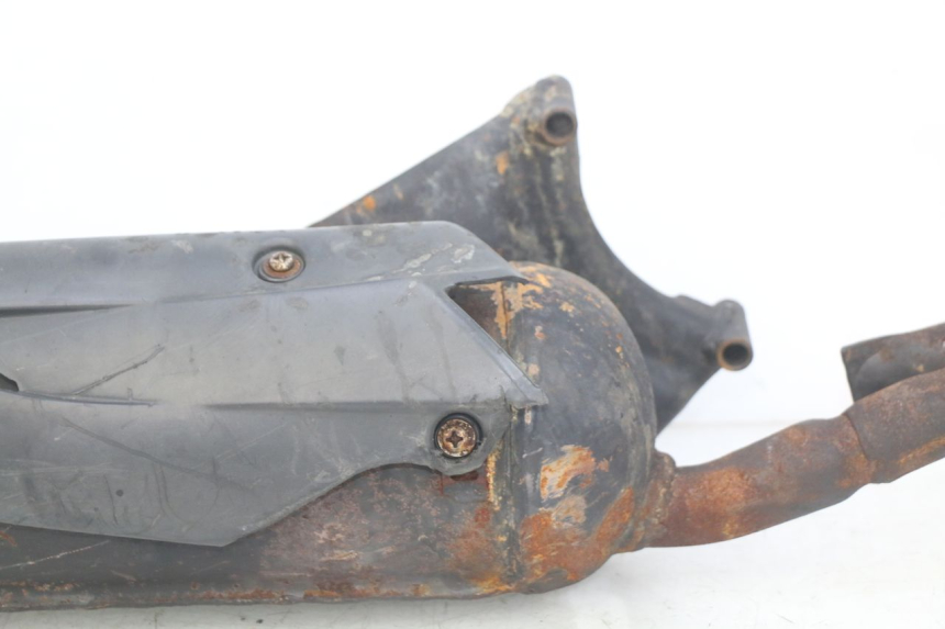 photo de AUSPUFFANLAGE PIAGGIO ZIP 2T 50 (2009 - 2019) - Detaillierte Sichtprüfung