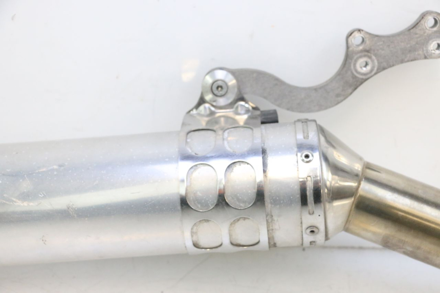 photo de AUSPUFF KAWASAKI ZX-6R ZX6R 600 (2000 - 2002) - Zoom auf Komponenten