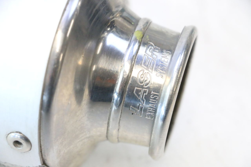 photo de AUSPUFFANLAGE KAWASAKI ZZR 600 (1995 - 2004) - Details der Befestigungspunkte