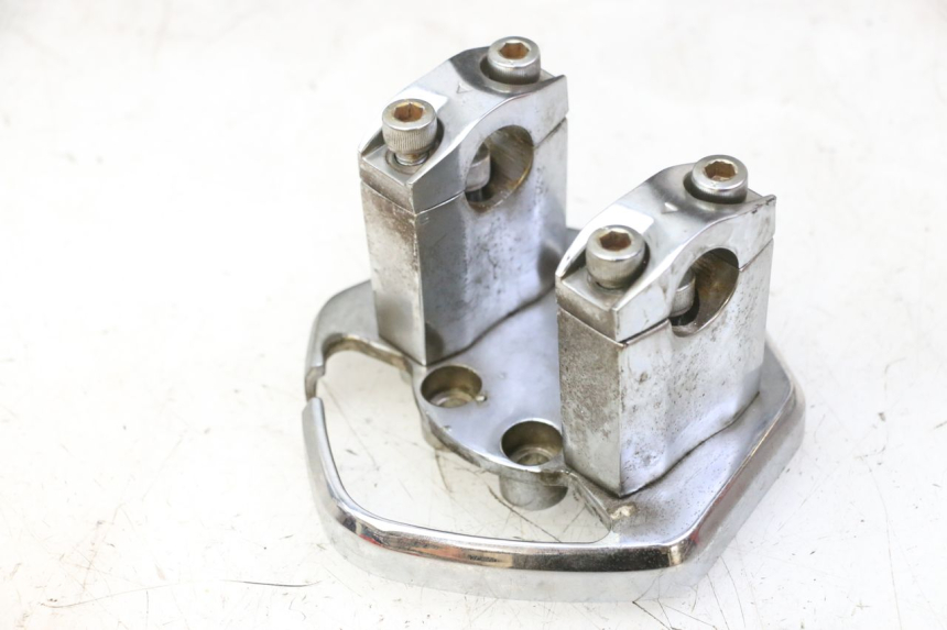 photo de LENKERSTÜTZE KYMCO AGILITY NAKED RENOUVO 2T 50 (2011 - 2018) - Detailansicht des Bauteils