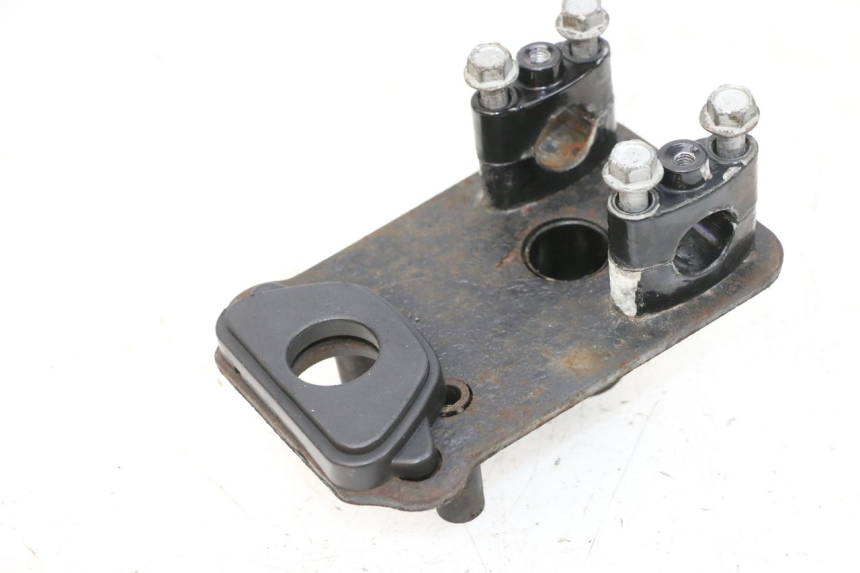 photo de LENKERVORBAU JM MOTORS GTS 125 (2015 - 2019) - Details der Befestigungspunkte