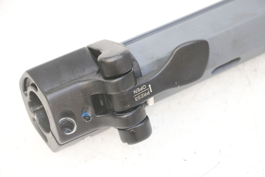 photo de LENKERVORBAU PUNK ELECTRIC RIDER 1 - Gesamtansicht des Produkts