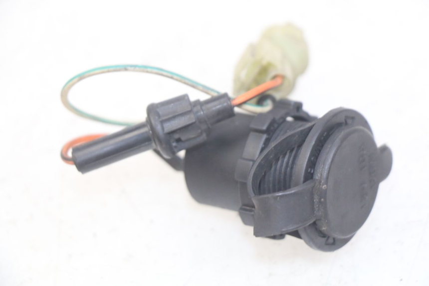 photo de ZIGARETTENANZüNDERBUCHSE KYMCO DINK STREET 125 (2009 - 2014) - Detailansicht des Bauteils