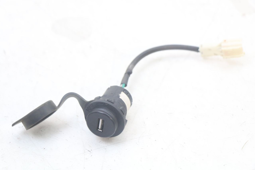 photo de ZIGARETTENANZüNDERBUCHSE SYM FIDDLE 3 III 125 (2014 - 2020) - Detailansicht des Bauteils