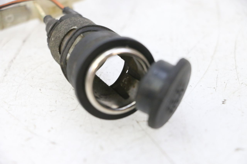 photo de ZIGARETTENANZÃœNDER KYMCO GRAND DINK 125 (2002 - 2007) - Technische Nahaufnahme