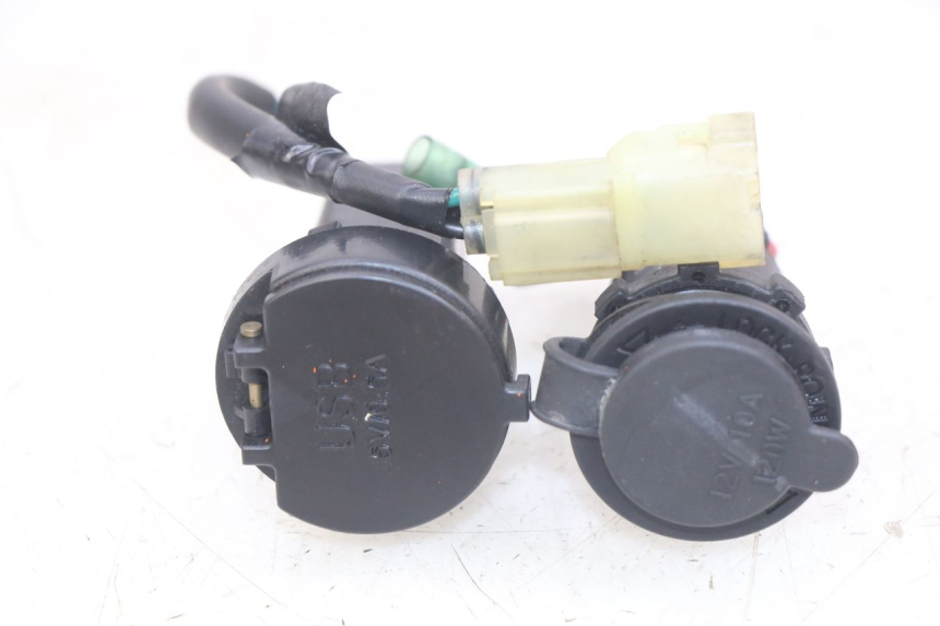 photo de ZIGARETTENANZüNDERBUCHSE SYM GTS EFI 125 (2012 - 2016) - Hauptansicht