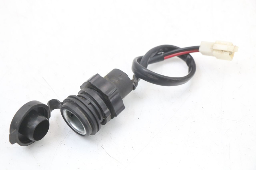 photo de ZIGARETTENANZÃœNDER HYTRACK HY S 4X4 410 (2013 - 2016) - Hauptansicht