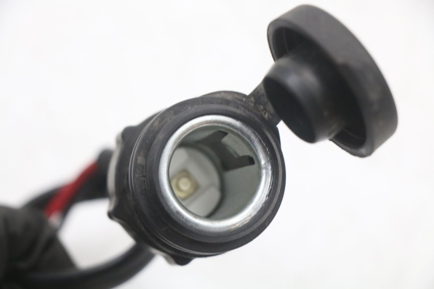 photo de ZIGARETTENANZÃœNDER HYTRACK HY S 4X4 410 (2013 - 2016) - Gesamtansicht des Produkts