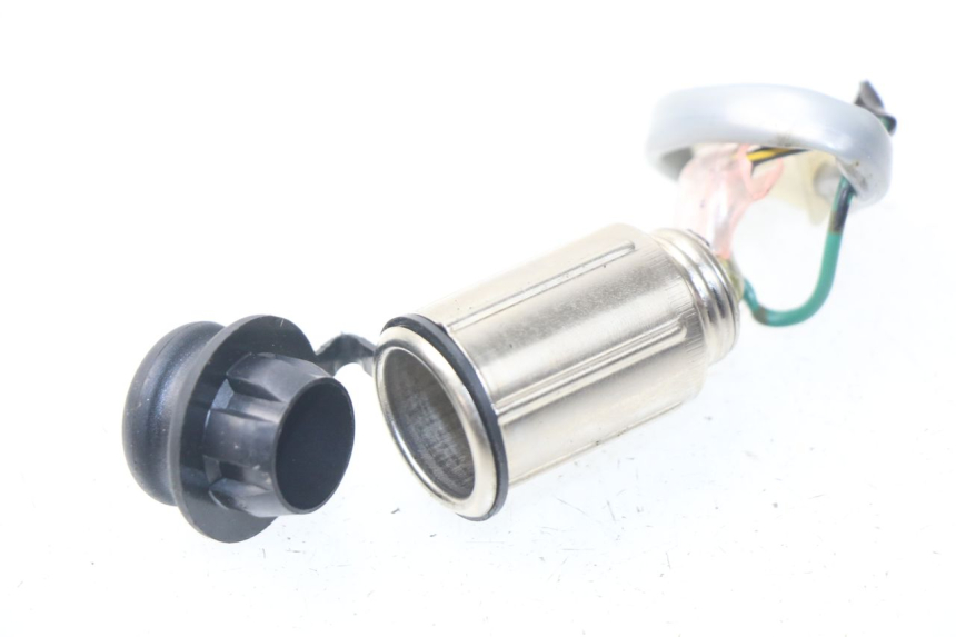 photo de ZIGARETTENANZÃœNDER HONDA INTEGRA NC D 750 (2016 - 2018) - Alternative Perspektive