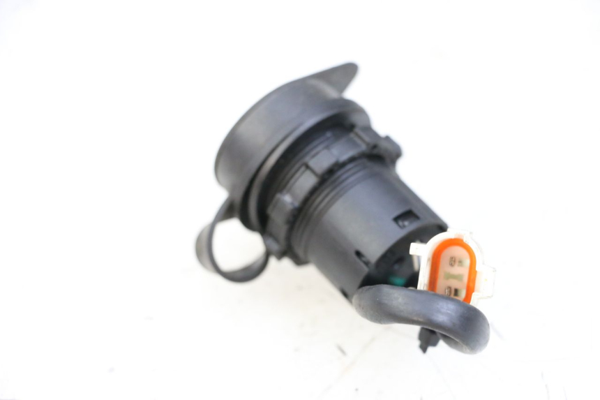 photo de ZIGARETTENANZüNDERBUCHSE SYM JET 14 4T 50 (2018 - 2022) - Detailansicht des Bauteils