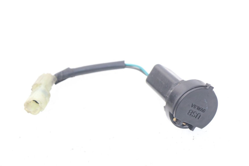 photo de ZIGARETTENANZÃœNDER SYM JOYMAX 250 (2013 - 2017) - Oberflächenzustand und Material