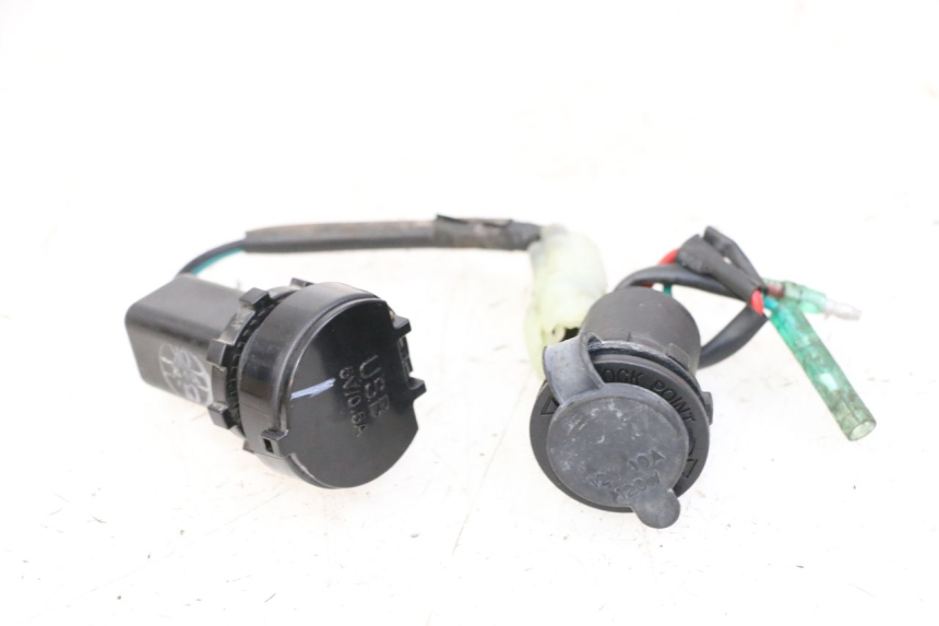 photo de ZIGARETTENANZÃœNDER SYM JOYMAX 125 (2010 - 2017) - Hauptansicht