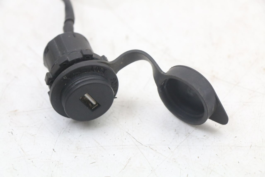 photo de ZIGARETTENANZÃœNDER MASAI SCRAMBLER SPORT 125 (2021 - 2025) - Alternative Perspektive