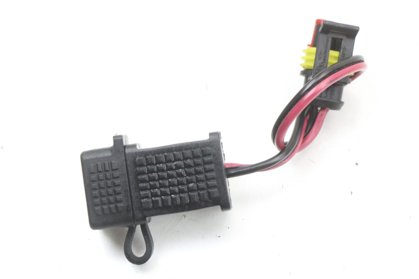 photo de ZIGARETTENANZüNDERBUCHSE PIAGGIO NEW TYPHOON 50 (2018 - 2021) - Alternative Perspektive