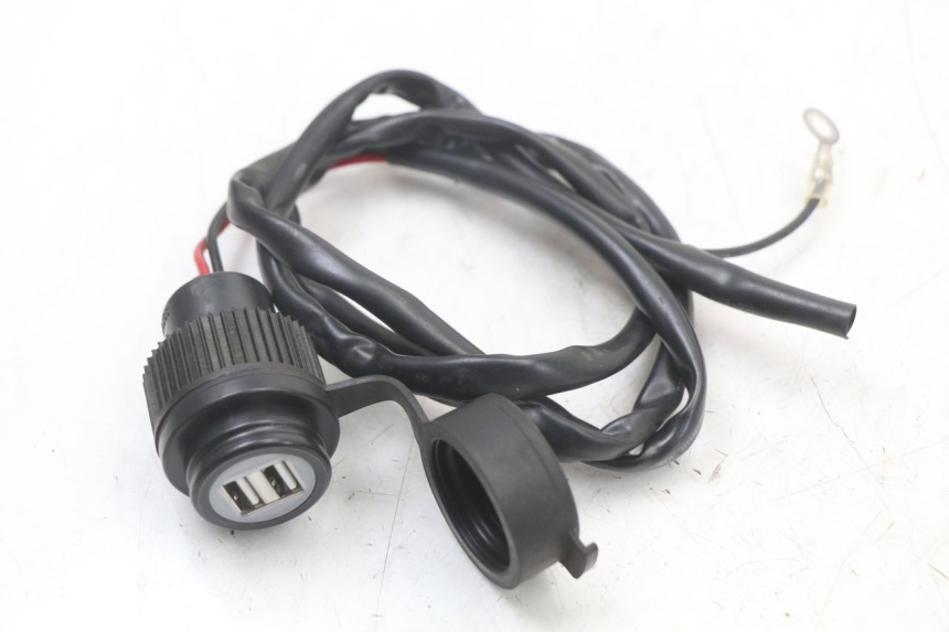 photo de ZIGARETTENANZüNDERBUCHSE HONDA NTV DEAUVILLE 650 (1998 - 2001) - Hauptansicht