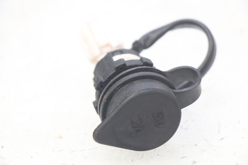 photo de ZIGARETTENANZüNDERBUCHSE SYM ORBIT III 3 4T 50 (2018 - 2021) - Detailansicht des Bauteils