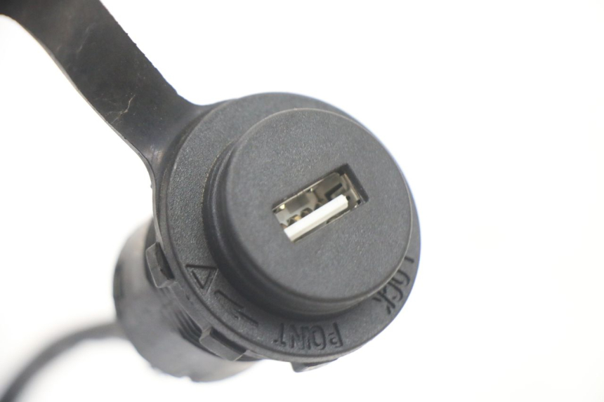 photo de ZIGARETTENANZÃœNDER PEUGEOT TWEET 4T 50 (2023 - 2025) - Zoom auf Gebrauchszustand