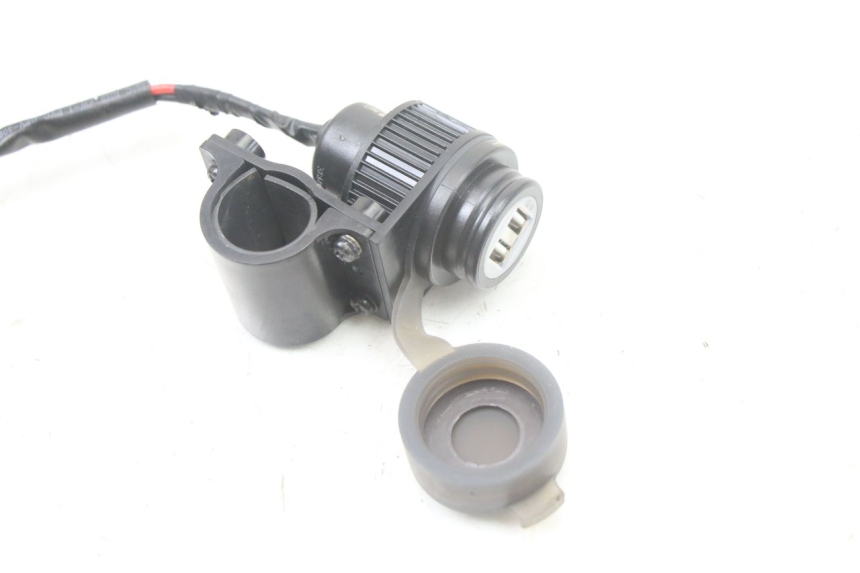 photo de ZIGARETTENANZÃœNDER ROYAL ENFIELD HYMALAYAN 410 (2016 - 2023) - Zoom auf Gebrauchszustand