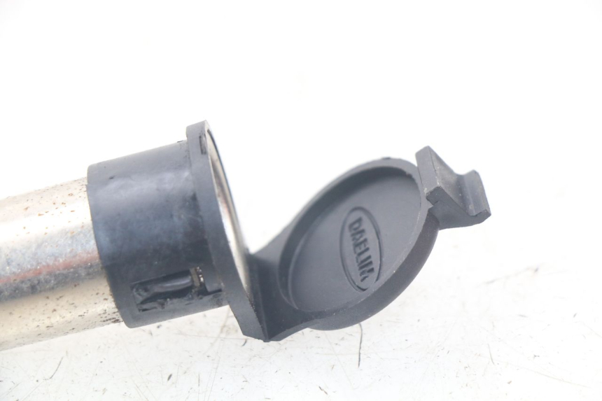 photo de ZIGARETTENANZÃœNDER DAELIM S2 FI 125 (2008 - 2017) - Zoom auf Gebrauchszustand