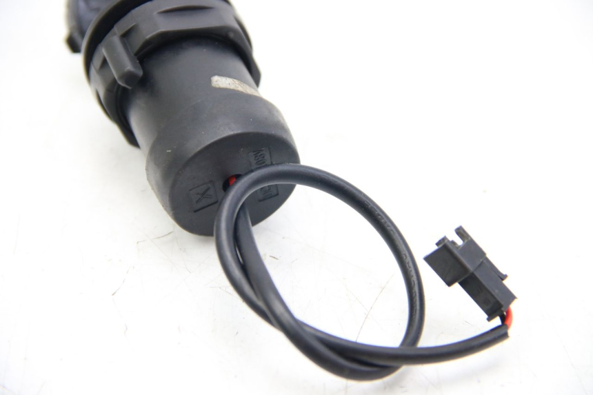 photo de ZIGARETTENANZüNDERBUCHSE LVNENG S5 1 (2019 - 2023) - Alternative Perspektive