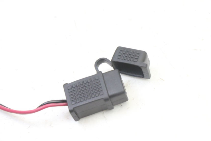 photo de ZIGARETTENANZÃœNDER APRILIA SR 2T 50 (2018 - 2022) - Detailansicht des Bauteils