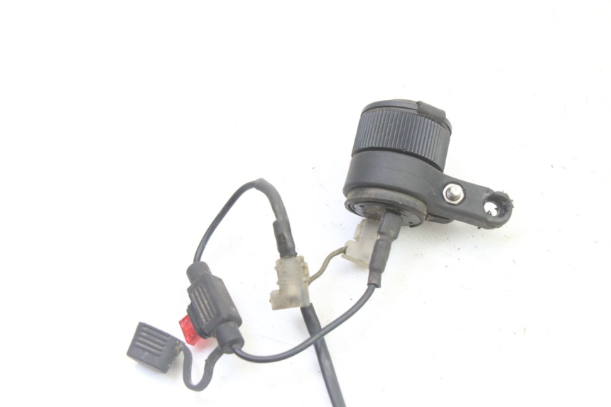 photo de ZIGARETTENANZÃœNDER KTM SUPERENDURO R 950 (2005 - 2009) - Detailansicht des Bauteils