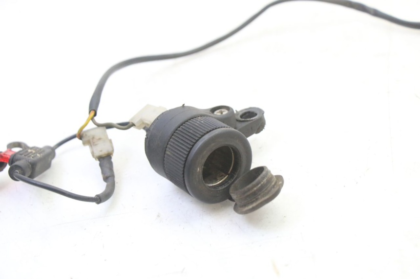 photo de ZIGARETTENANZÃœNDER KTM SUPERENDURO R 950 (2005 - 2009) - Zoom auf Gebrauchszustand