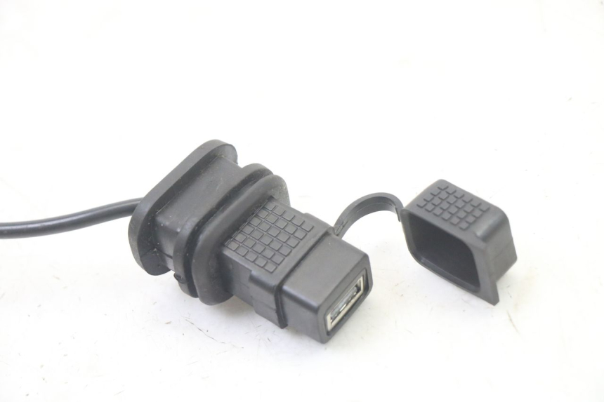 photo de ZIGARETTENANZüNDERBUCHSE APRILIA SXR 50 (2021 - 2023) - Detailansicht des Bauteils