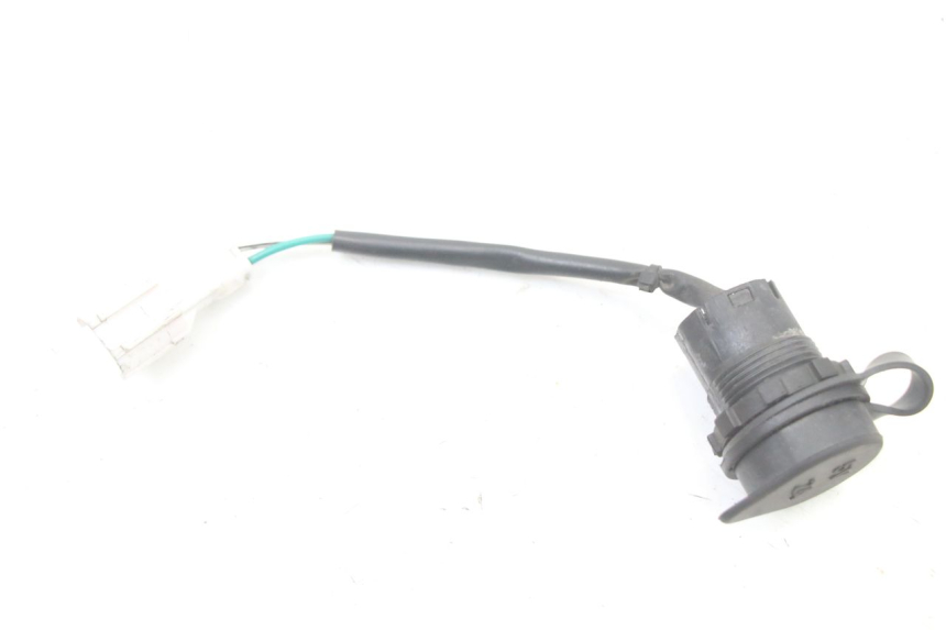 photo de ZIGARETTENANZüNDERBUCHSE SYM FIDDLE 3 III 125 (2014 - 2020) - Zoom auf Gebrauchszustand