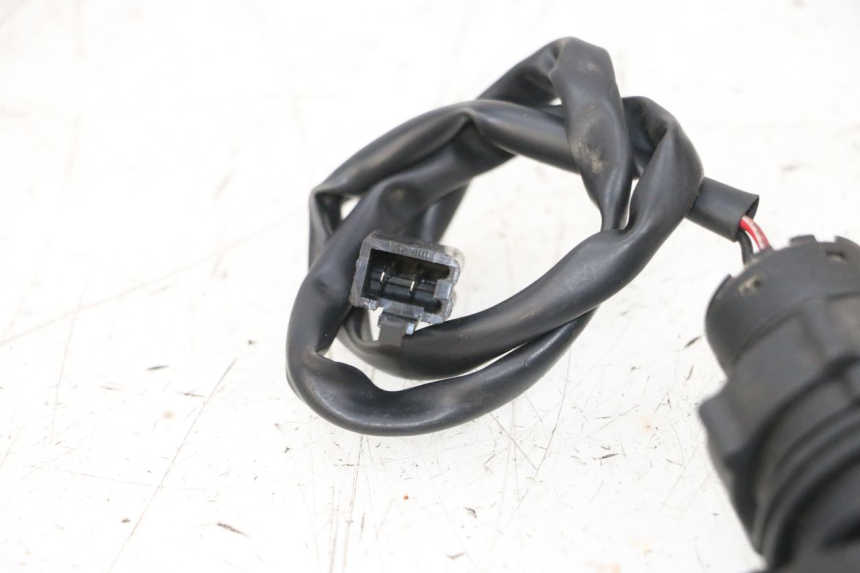 photo de ZIGARETTENANZÃœNDER NECO TEMPO 4T 50 (2022 - 2026) - Details der Befestigungspunkte