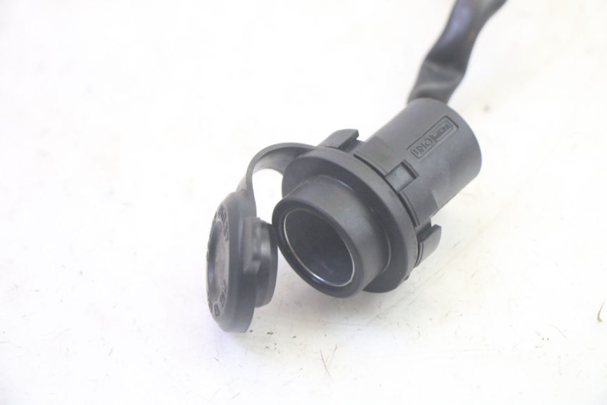 photo de ZIGARETTENANZÃœNDER YAMAHA TRICITY 300 (2020 - 2024) - Zoom auf Gebrauchszustand