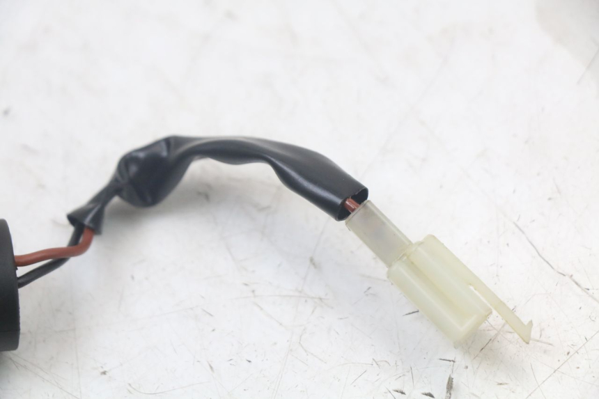 photo de ZIGARETTENANZüNDERBUCHSE YAMAHA XMAX X-MAX ABS 125 (2017 - 2020) - Oberflächenzustand und Material