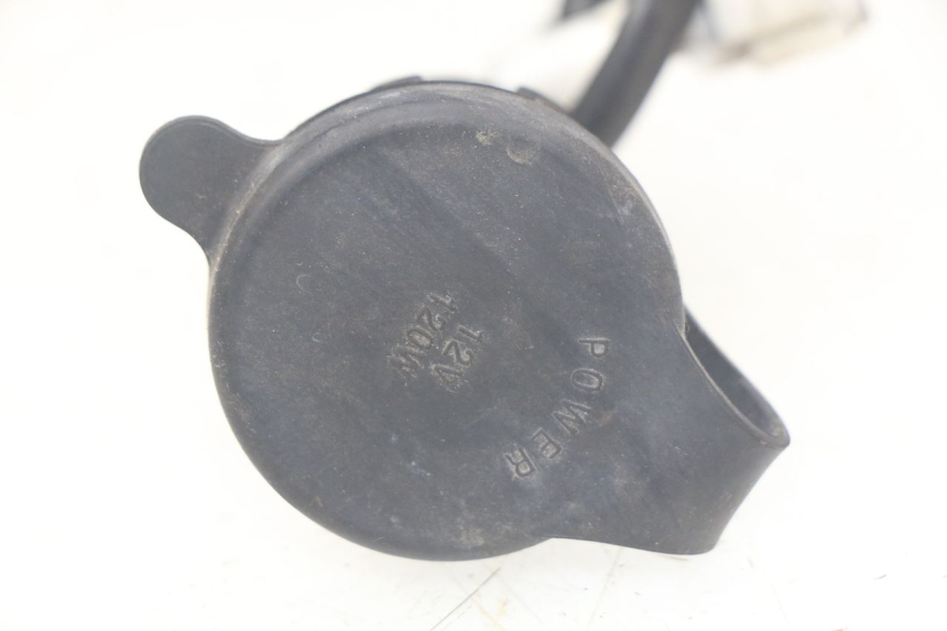 photo de ZIGARETTENANZüNDERBUCHSE TGB X-MOTION XMOTION 125 (2008 - 2014) - Zoom auf Gebrauchszustand