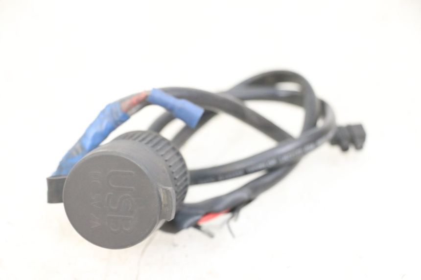 photo de ZIGARETTENANZÃœNDER PIAGGIO XEVO - X EVO 125 (2007 - 2017) - Zoom auf Gebrauchszustand