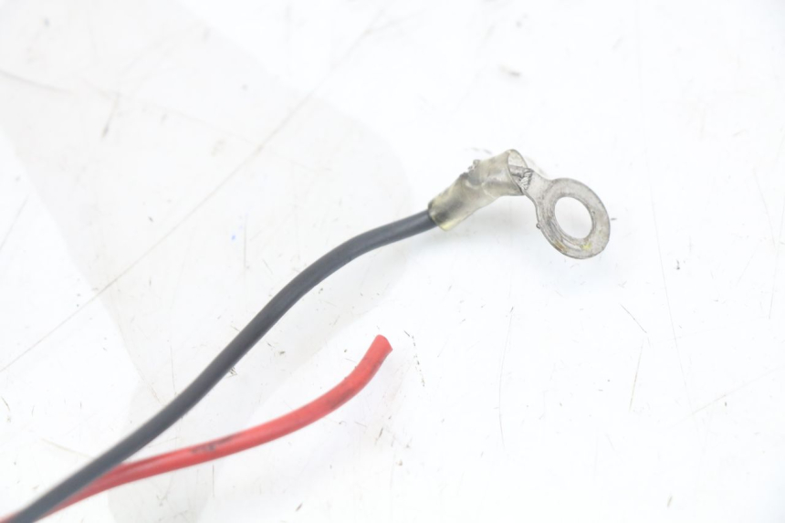 photo de ZIGARETTENANZÃœNDER YAMAHA FZ1 FAZER 1000 (2007 - 2009) - Details der Befestigungspunkte