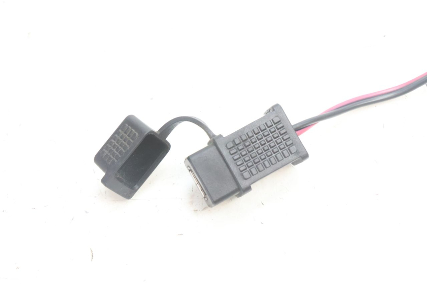 photo de USB-BUCHSE PIAGGIO MP3 500 (2016 - 2018) - Detailansicht des Bauteils